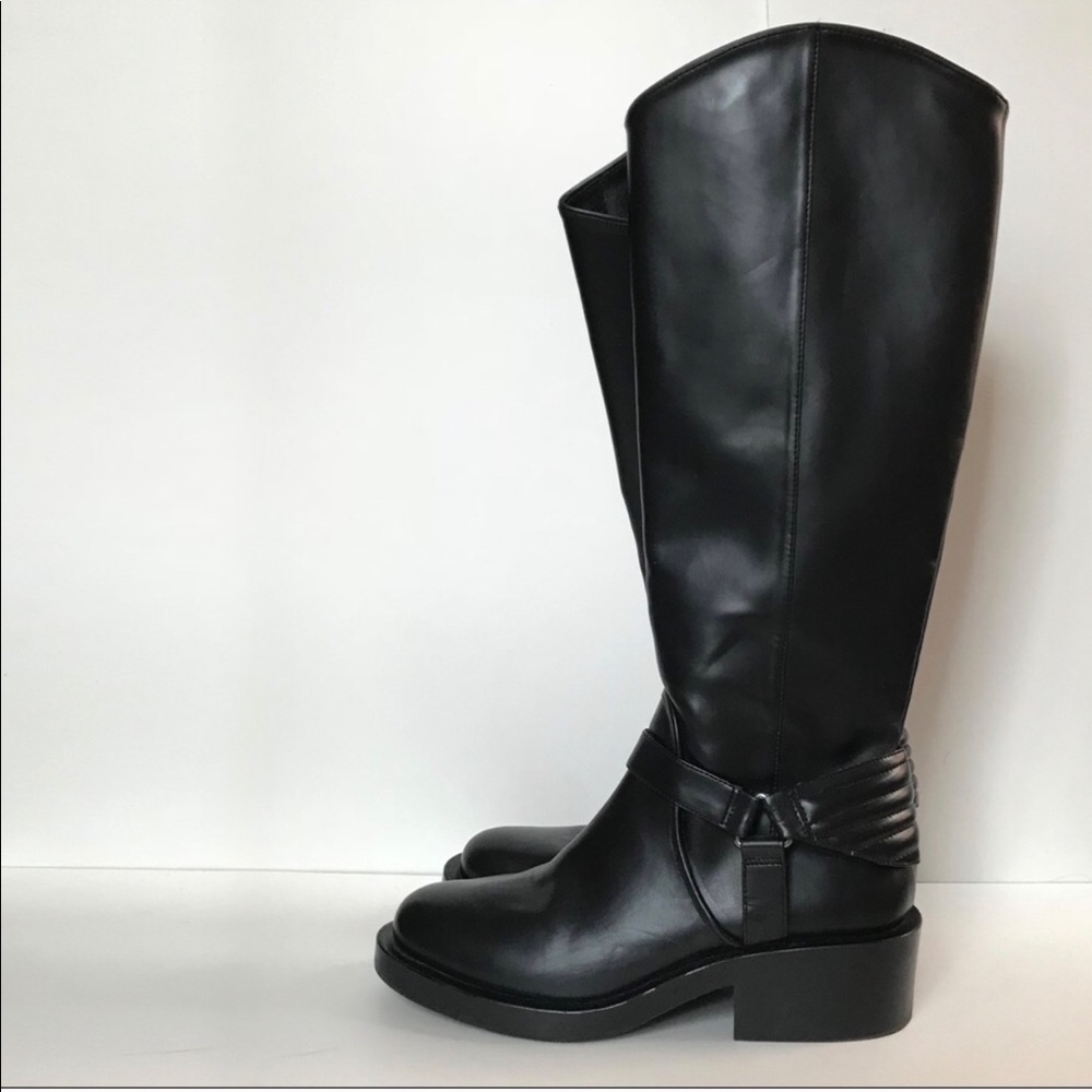 🖤 Zara Knee High Moto Boots 🖤